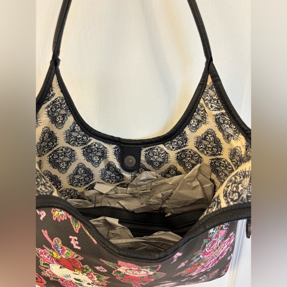 NWT Ed Hardy 22” Black & Pink Skull Floral Shoulder Bag - Picture 9 of 11